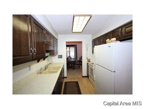 45 Sarah Avenue Springfield, IL 62703 - Photo 6 of 24