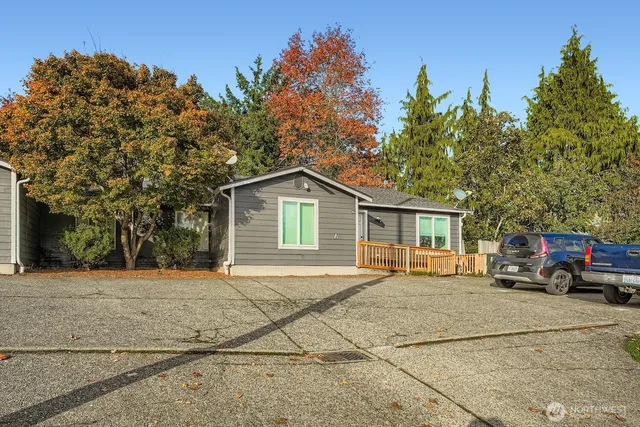 a house view with a outdoor space