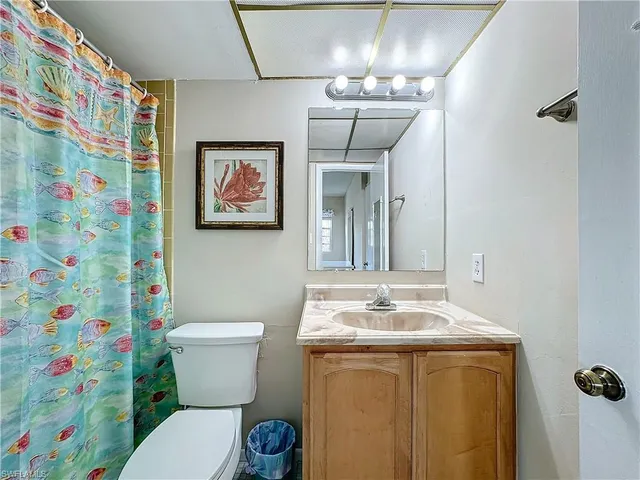 $3,500 | 300 Forest Lakes Boulevard, Unit 201, Naples, FL 34105