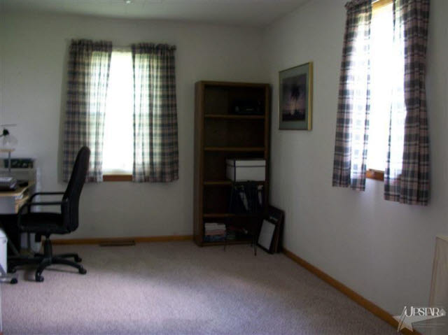 4309 Franke Road New Haven, IN 46774 - Photo 6 of 18 Gallery Image 6