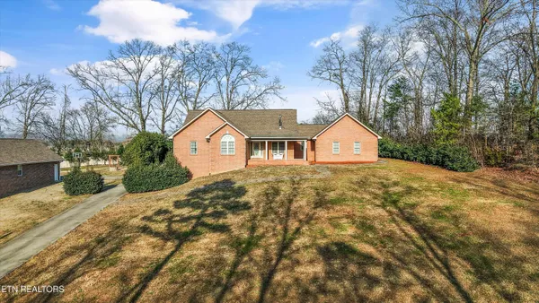 $587,500 | 637 Baye Road, Rutledge, TN 37861