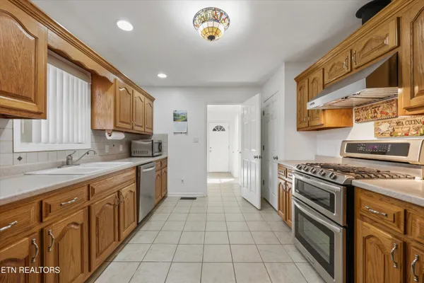 $587,500 | 637 Baye Road, Rutledge, TN 37861