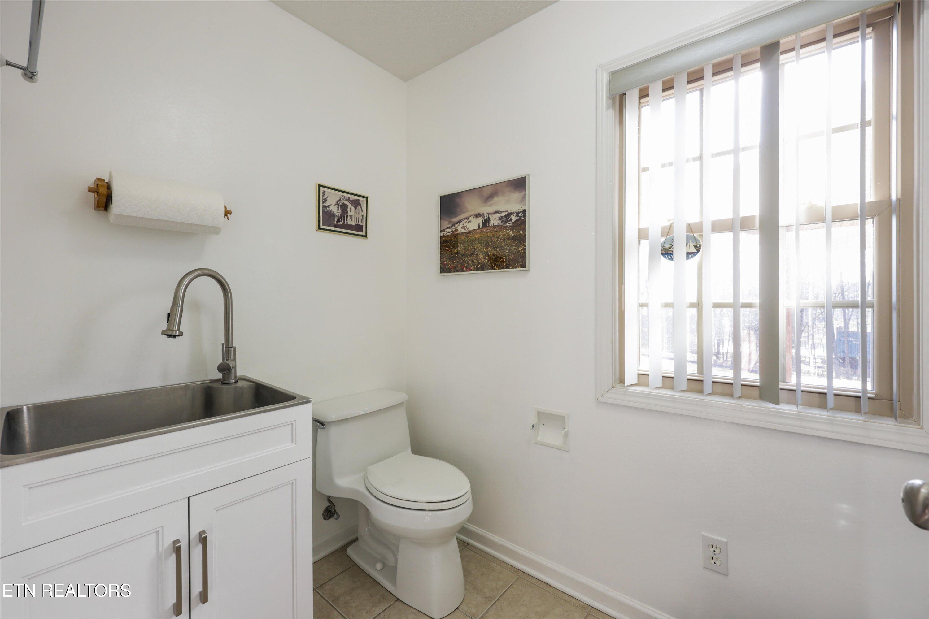 637 Baye Road Rutledge, TN 37861 - Photo 34 of 43 19-637 Baye Rd 14