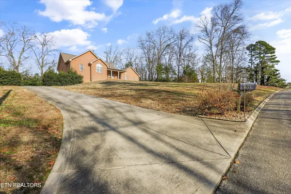 $587,500 | 637 Baye Road, Rutledge, TN 37861