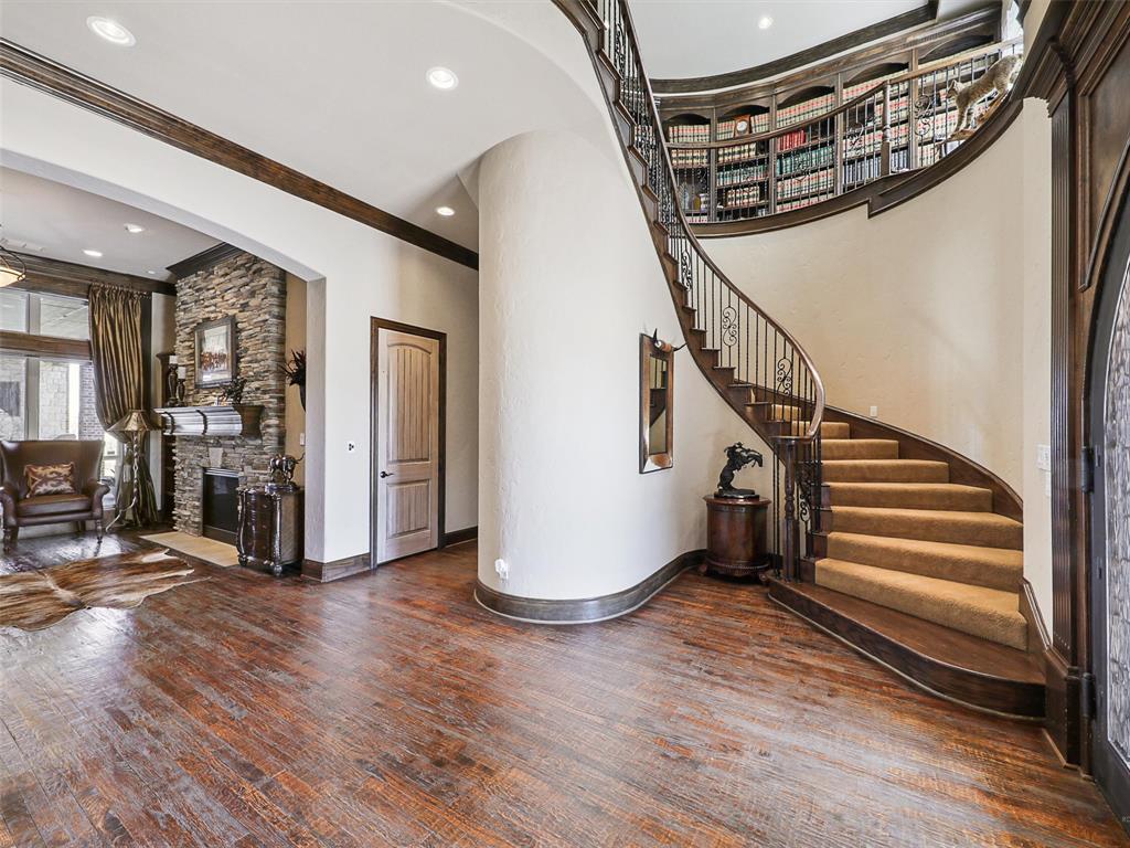 1200 McReynolds Road Sanger, TX 76266 - Photo 4 of 40 a view of an entryway with wooden floor