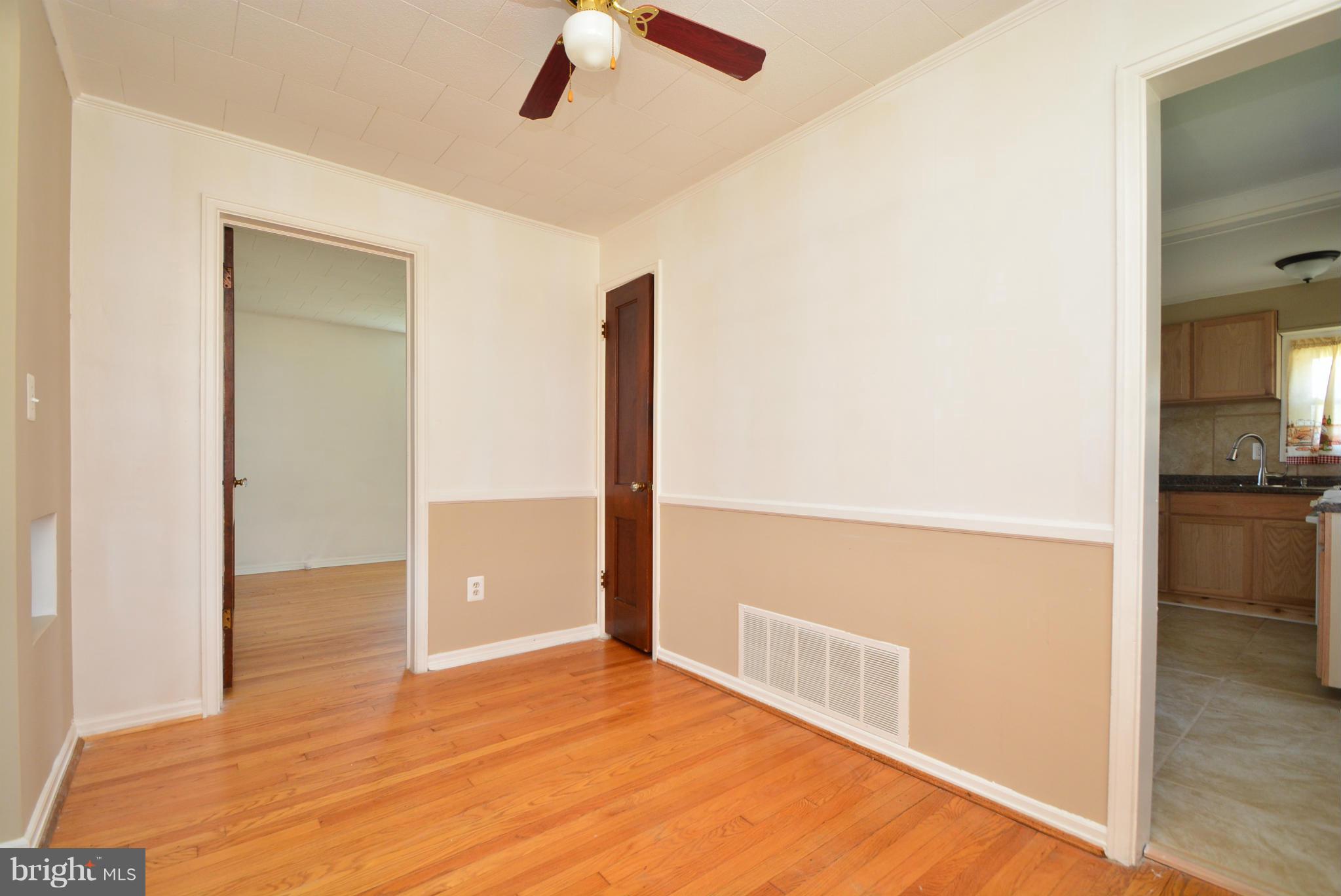 1712 Rita Road Baltimore, MD 21222 - Photo 13 of 22 Dining Room