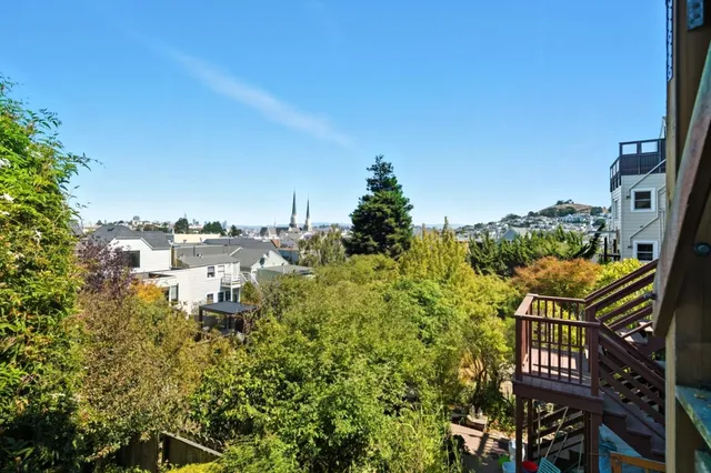 a view of outdoor space yard and porch