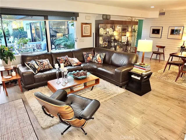 $1,495,000 | 2705 North Flower Street, Santa Ana, CA 92706