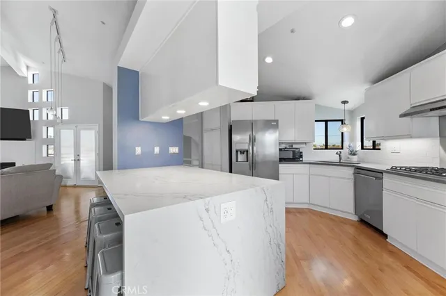 $1,525,000 | 1908 Belmont Lane, Unit A, Redondo Beach, CA 90278