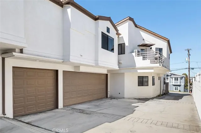 $1,525,000 | 1908 Belmont Lane, Unit A, Redondo Beach, CA 90278