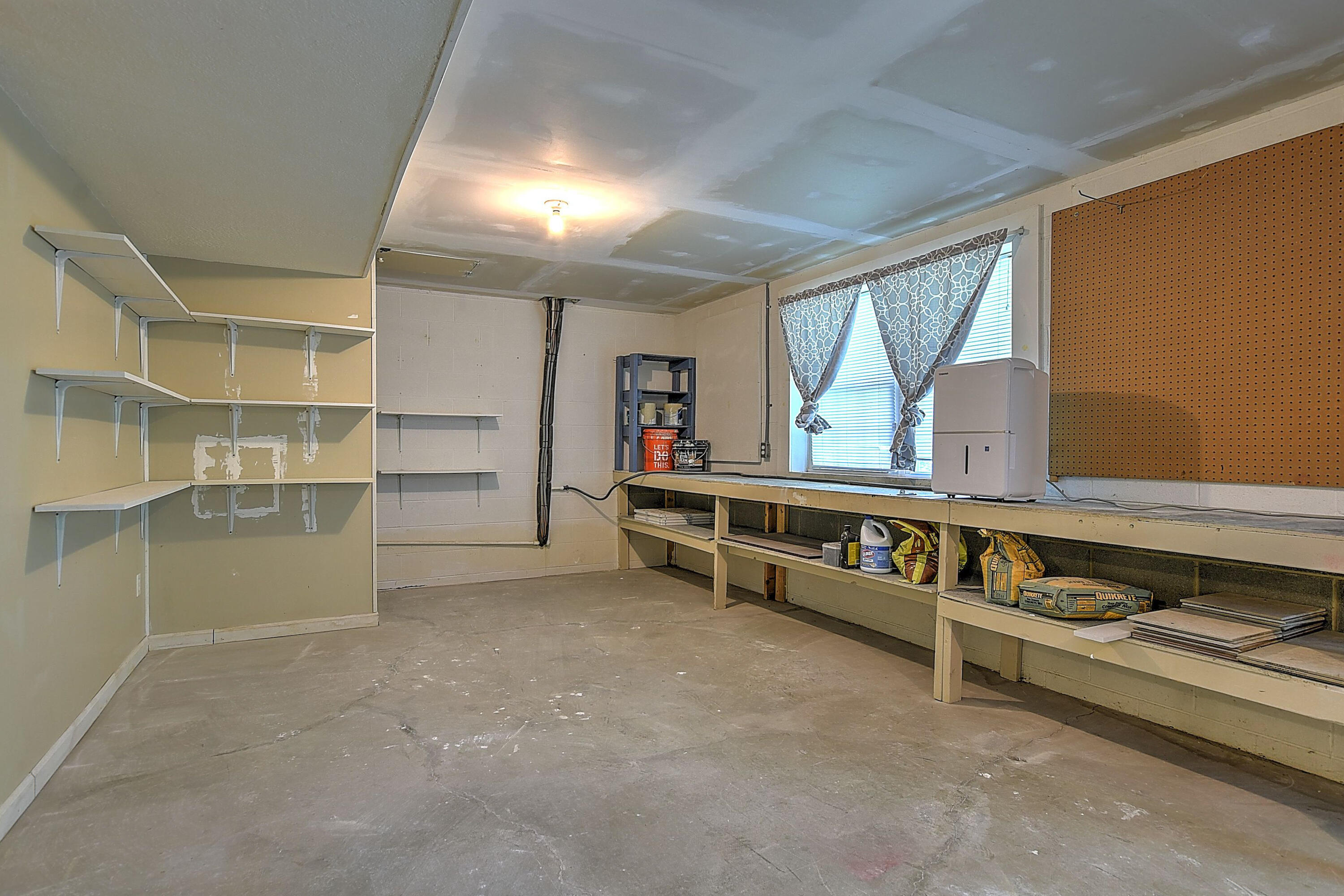175 Eastern Star Road Kingsport, TN 37663 - Photo 42 of 49 175 Eastern Star Rd-42