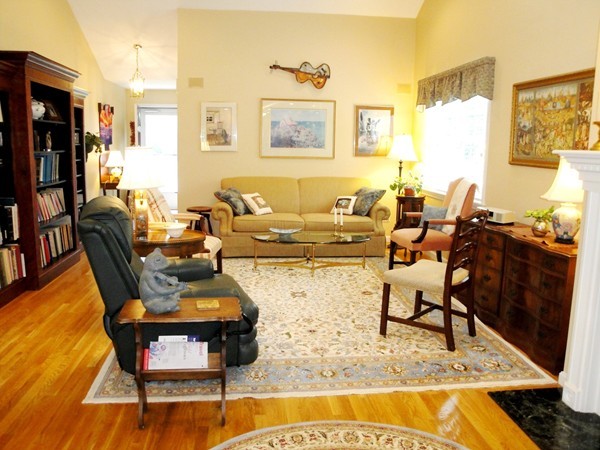 3 Harding Lane, Unit 3 Ashland, MA 01721 - Photo 3 of 21