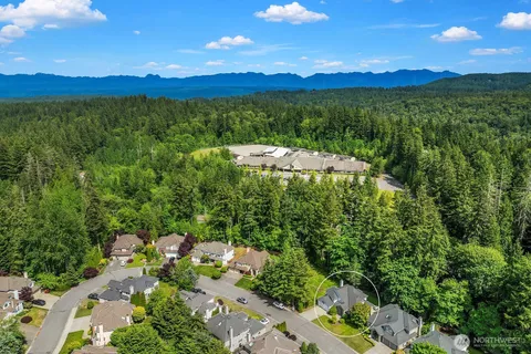 $1,528,000 | 4020 262nd Place Southeast, Sammamish, WA 98029