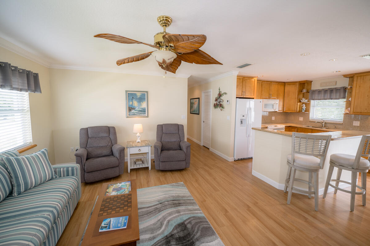 40 High Point Road, Unit 703 Tavernier, FL 33070 - Photo 2 of 32 Living Area