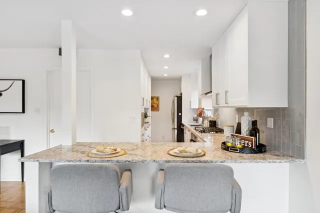 $2,200,000 | 723 Canyon Road, Redwood City, CA 94062