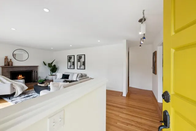 $2,200,000 | 723 Canyon Road, Redwood City, CA 94062