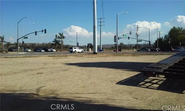 4479 Chicago Riverside, CA 92507 - Photo 4 of 6 a view of a swimming pool