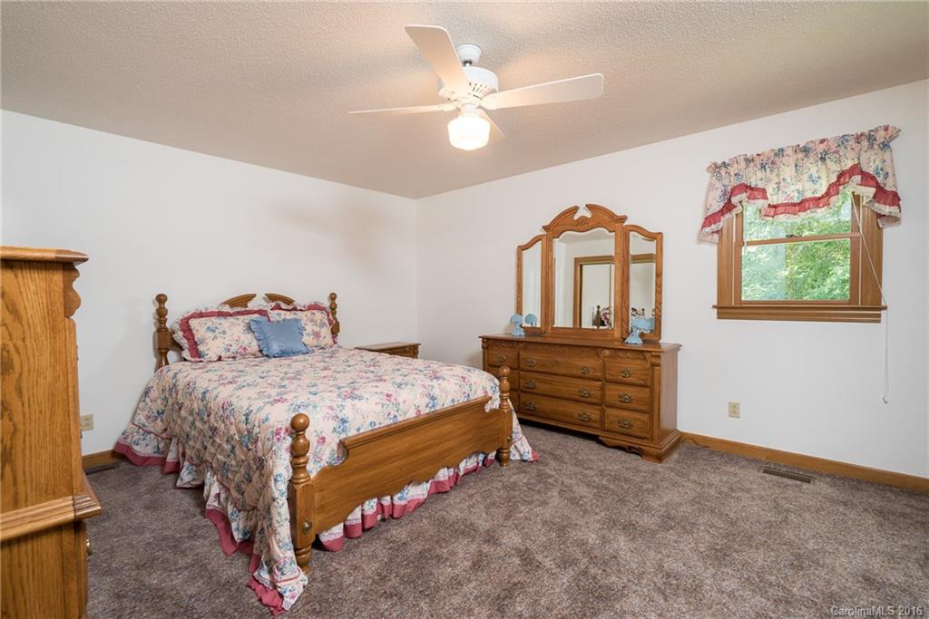 7430 Bankhead Road, Unit 93 Denver, NC 28037 - Photo 17 of 24 Gallery Image 17
