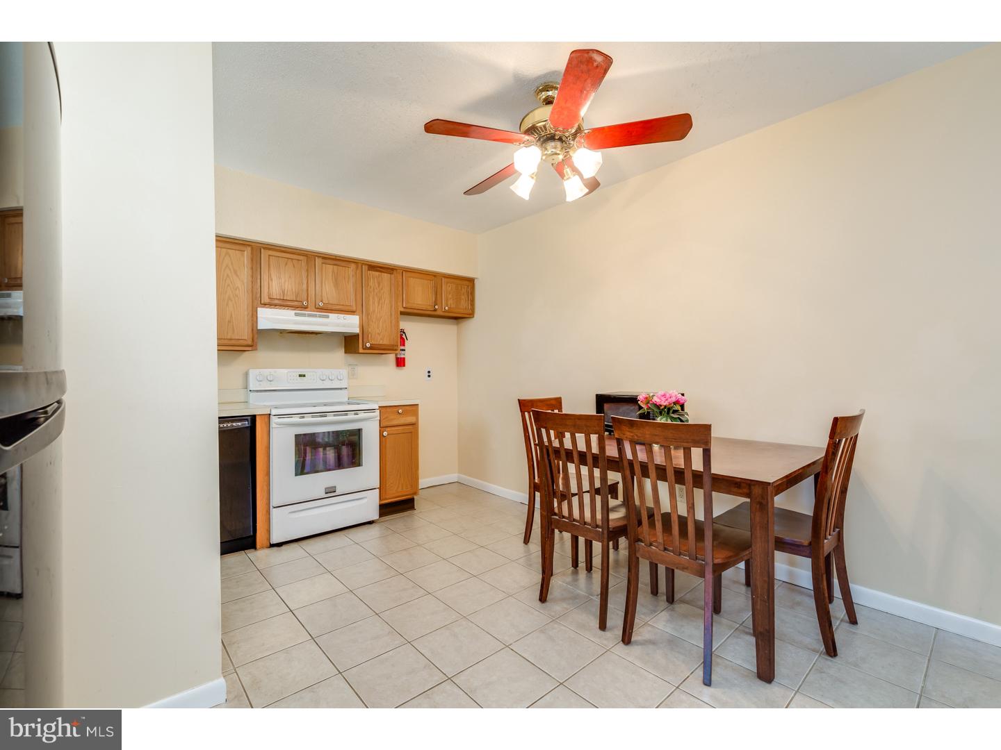 433 Ash Street Delanco, NJ 08075 - Photo 8 of 20 Kitchen