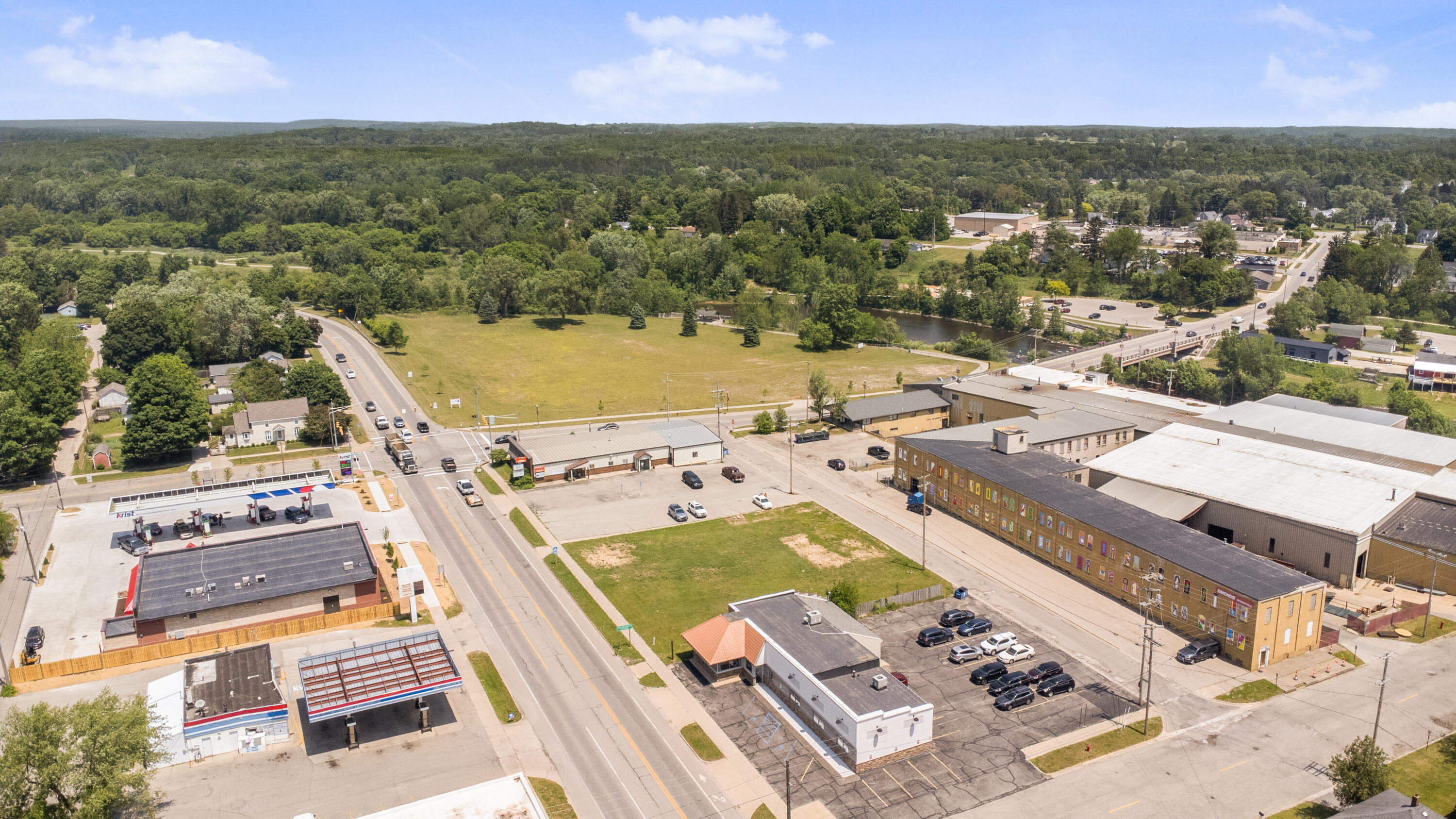 818 North State Street Big Rapids, MI 49307 - Photo 8 of 9 818-NStateSt-BR-7