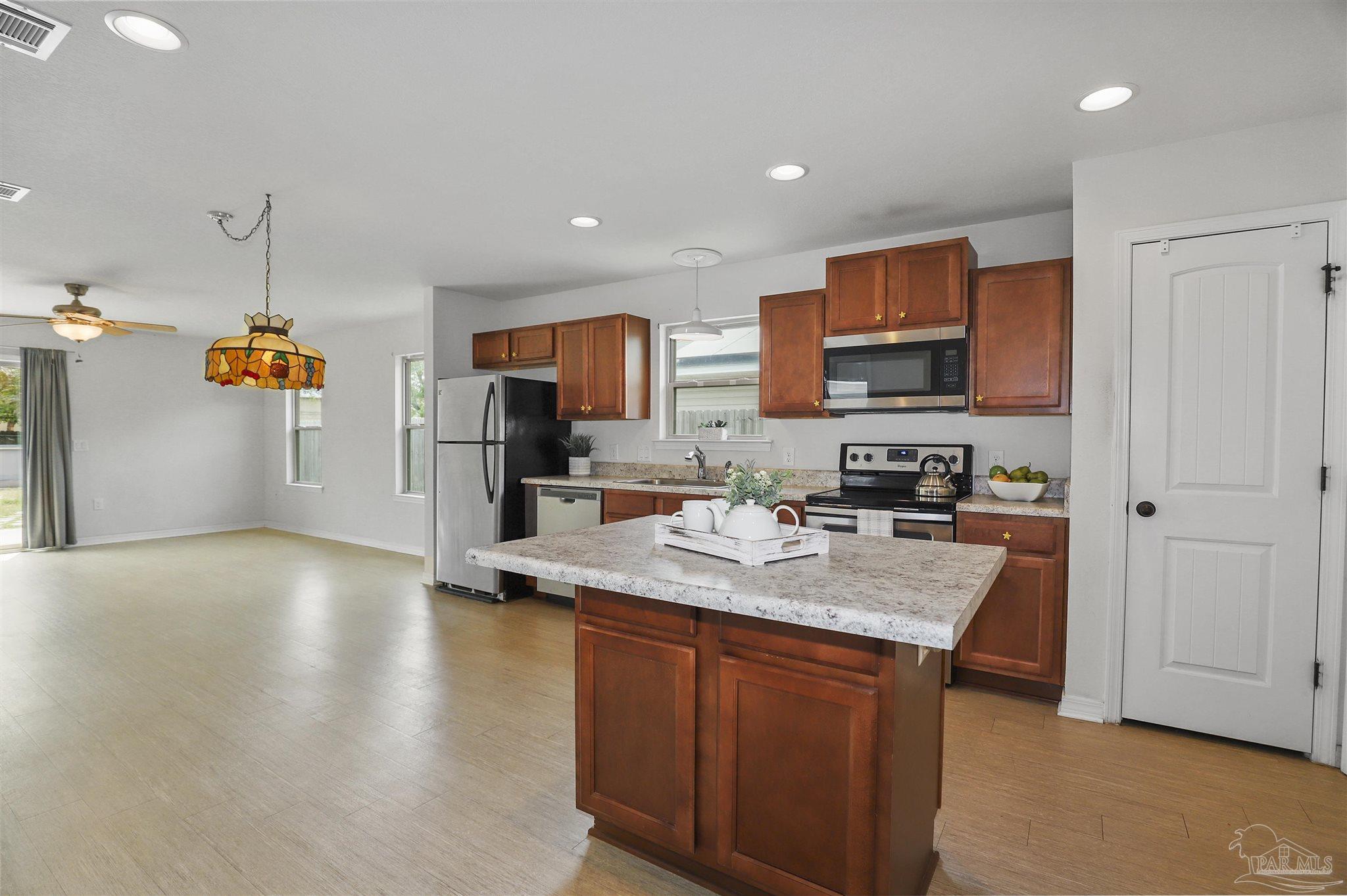 5953 Fairlands Road Milton, FL 32583 - Photo 11 of 39