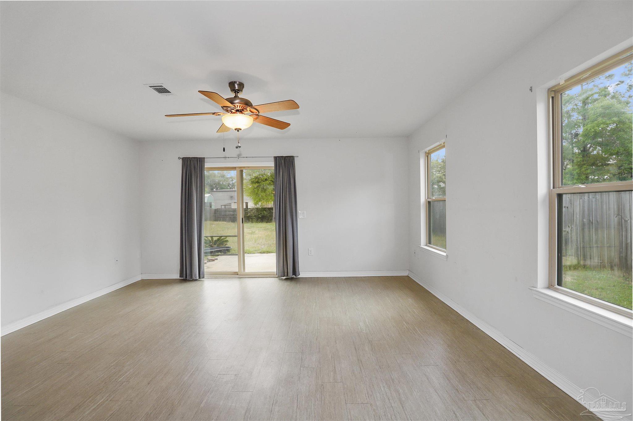 5953 Fairlands Road Milton, FL 32583 - Photo 5 of 39