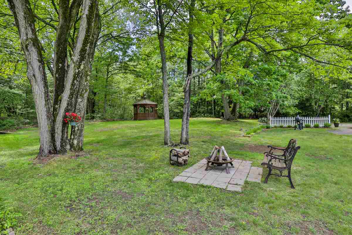 690 Goffstown Road Manchester, NH 03102 - Photo 29 of 31