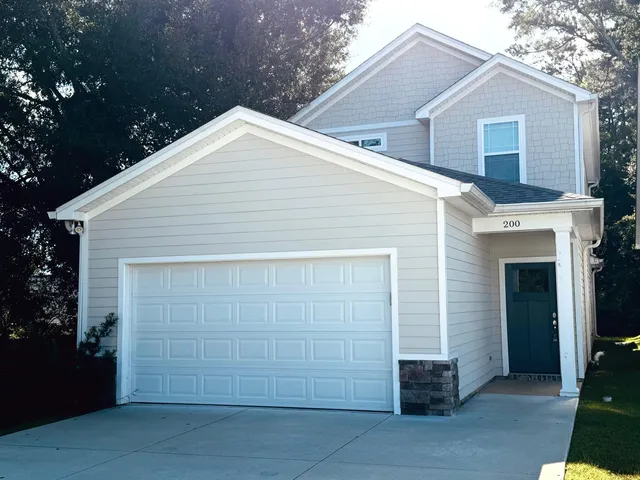 $2,750 | 200 Cottage Court, Tallahassee, FL 32308
