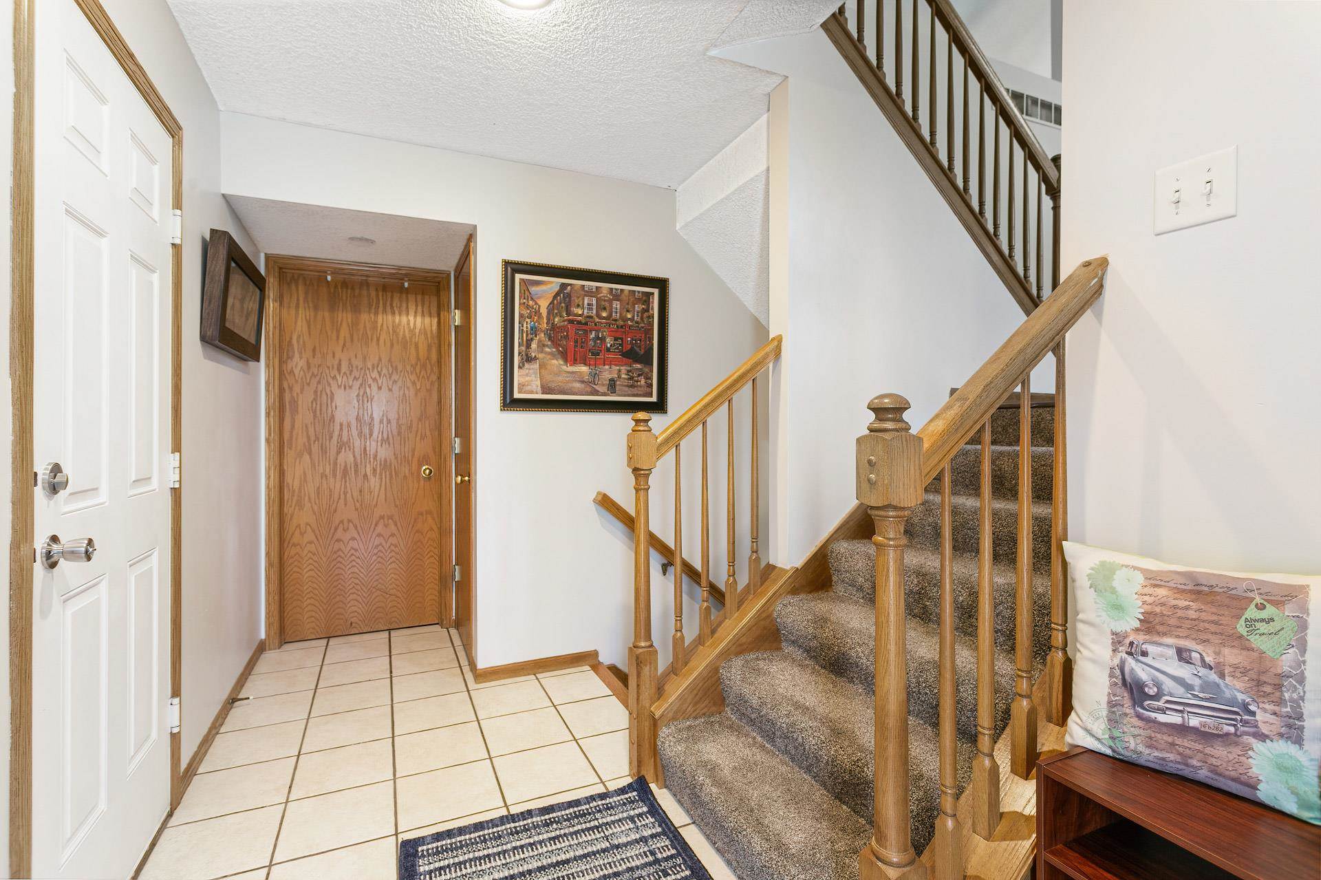 5613 Appomattox Road Davenport, IA 52806 - Photo 5 of 29 Gallery Image 5