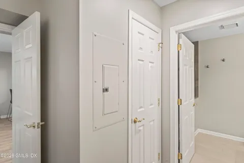 $475,000 | 351 Pemberwick Road, Unit 818, Greenwich, CT 06831