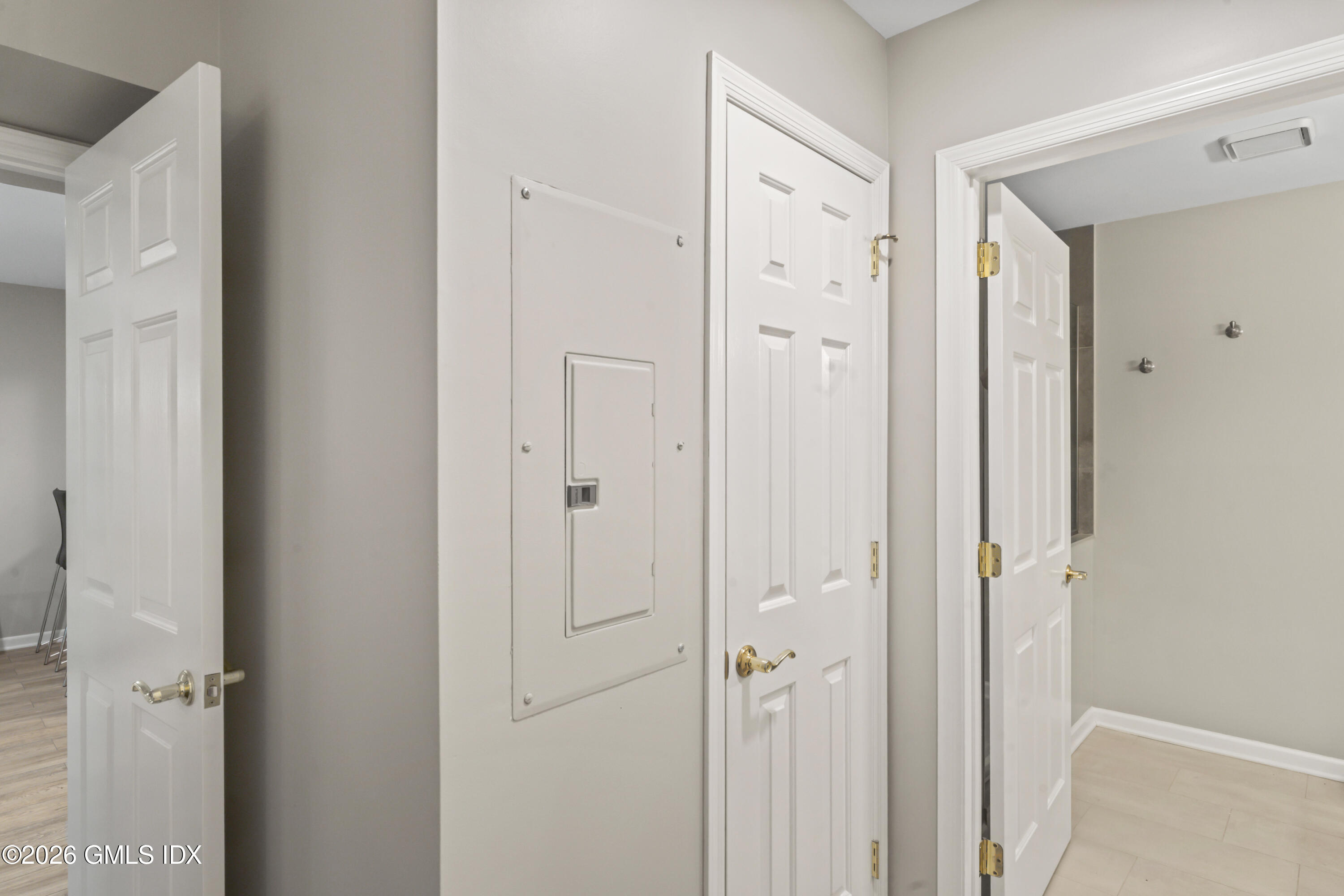 351 Pemberwick Road, Unit 818 Greenwich, CT 06831 - Photo 18 of 31 DSC03749