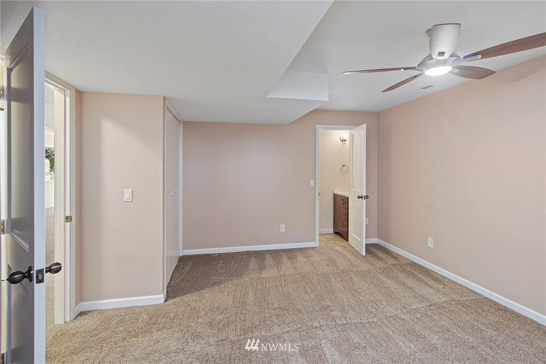 3915 Northeast Rova Road Poulsbo, WA 98370 - Photo 18 of 40 Gallery Image 18