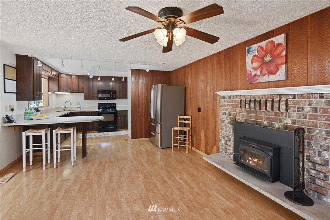 3915 Northeast Rova Road Poulsbo, WA 98370 - Photo 8 of 40 Gallery Image 8