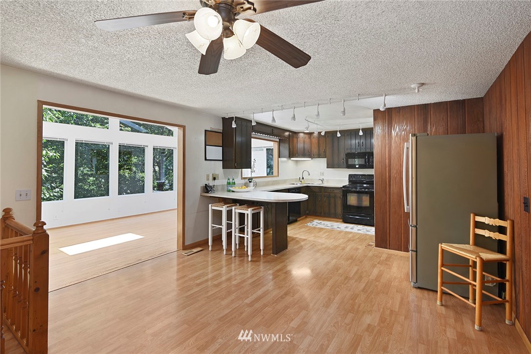 3915 Northeast Rova Road Poulsbo, WA 98370 - Photo 9 of 40 Gallery Image 9