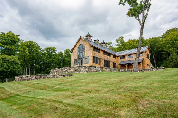 $3,300,000 | 54 C Upton Road, West Dover, VT 05356