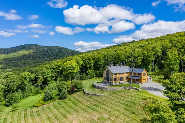 $3,300,000 | 54 C Upton Road, West Dover, VT 05356