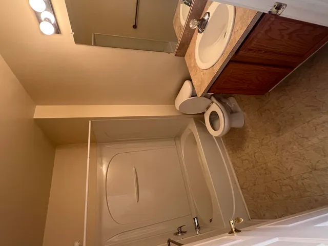 $1,800 | 9589 Lakeside Drive, Ypsilanti, MI 48197