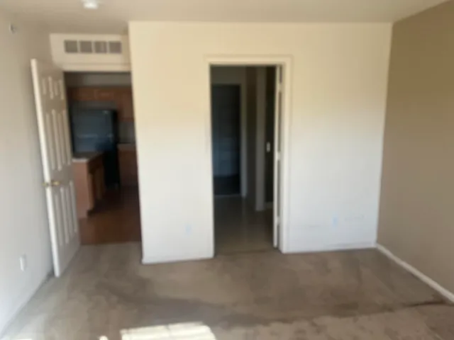 $1,800 | 9589 Lakeside Drive, Ypsilanti, MI 48197