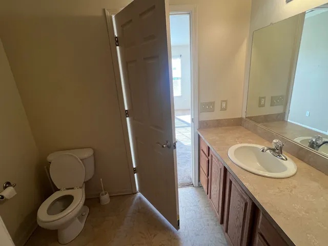 $1,800 | 9589 Lakeside Drive, Ypsilanti, MI 48197