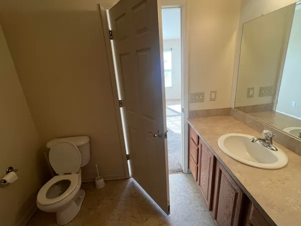 $1,800 | 9589 Lakeside Drive, Ypsilanti, MI 48197