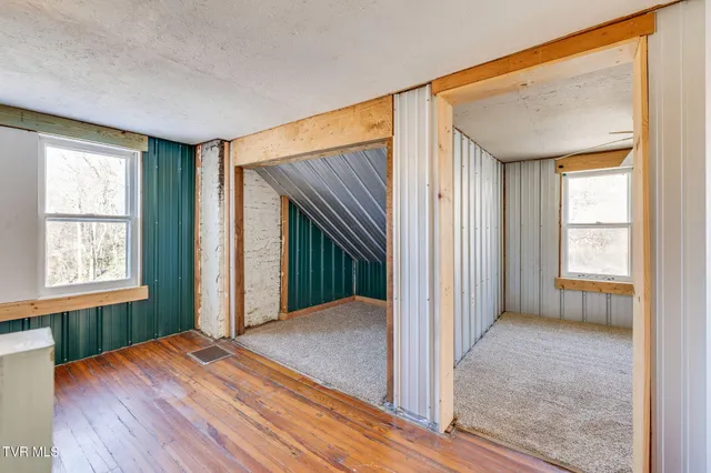 $260,000 | 592 Heaton Creek Road, Roan Mountain, TN 37687