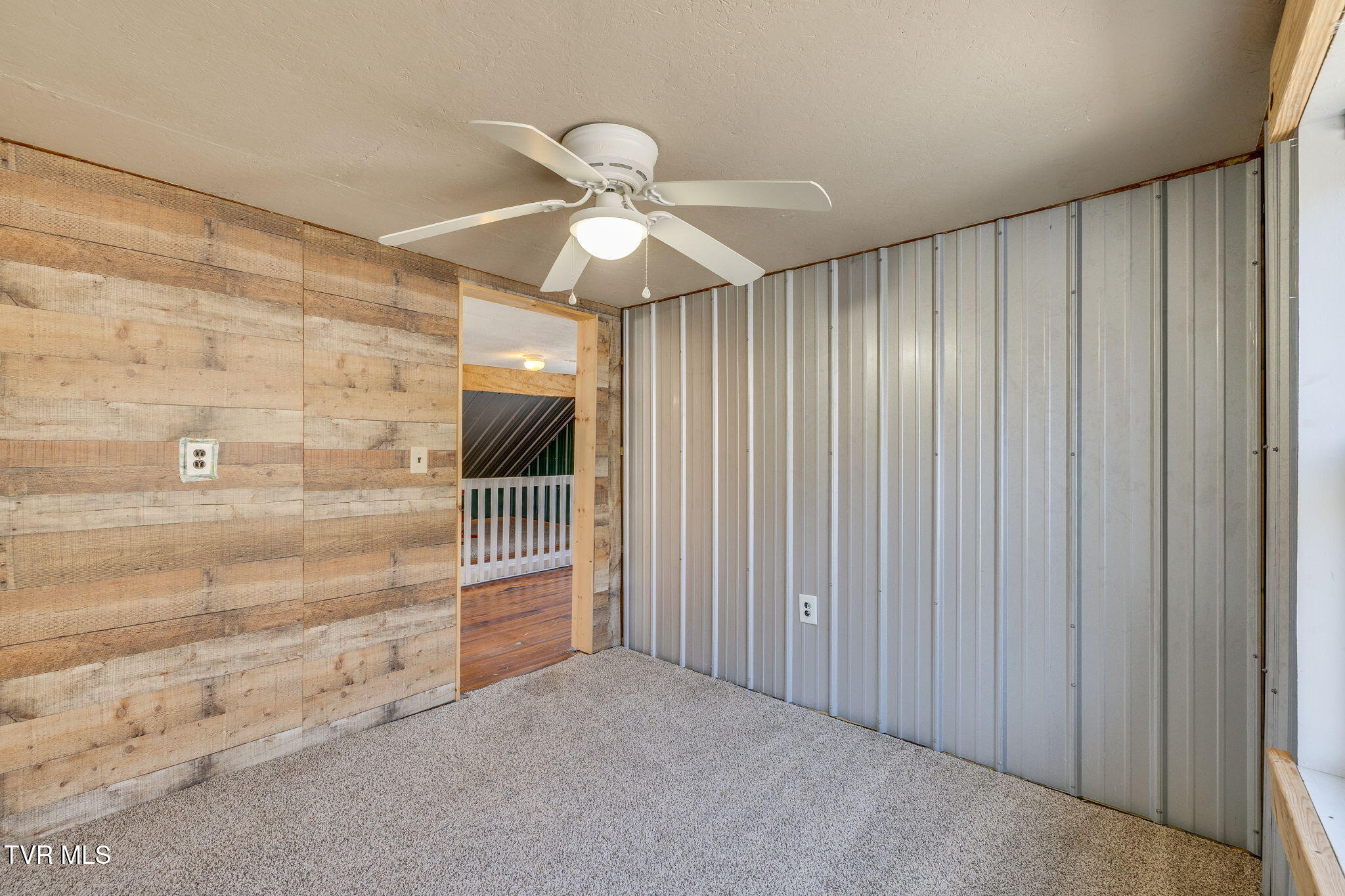 592 Heaton Creek Road Roan Mountain, TN 37687 - Photo 22 of 37 022