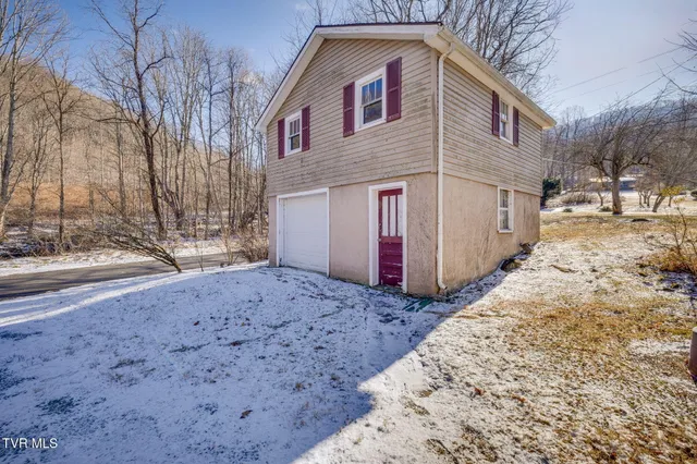 $260,000 | 592 Heaton Creek Road, Roan Mountain, TN 37687