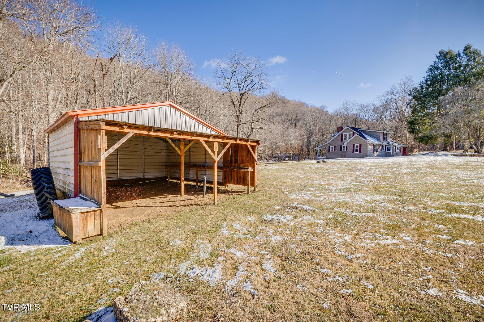 592 Heaton Creek Road Roan Mountain, TN 37687 - Photo 29 of 37 029