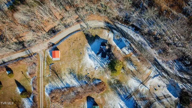 $260,000 | 592 Heaton Creek Road, Roan Mountain, TN 37687