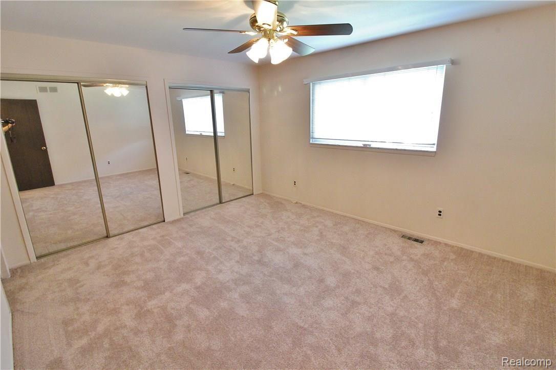 446 Coldiron Drive Rochester, MI 48307 - Photo 17 of 31 IMG_2113.JPG