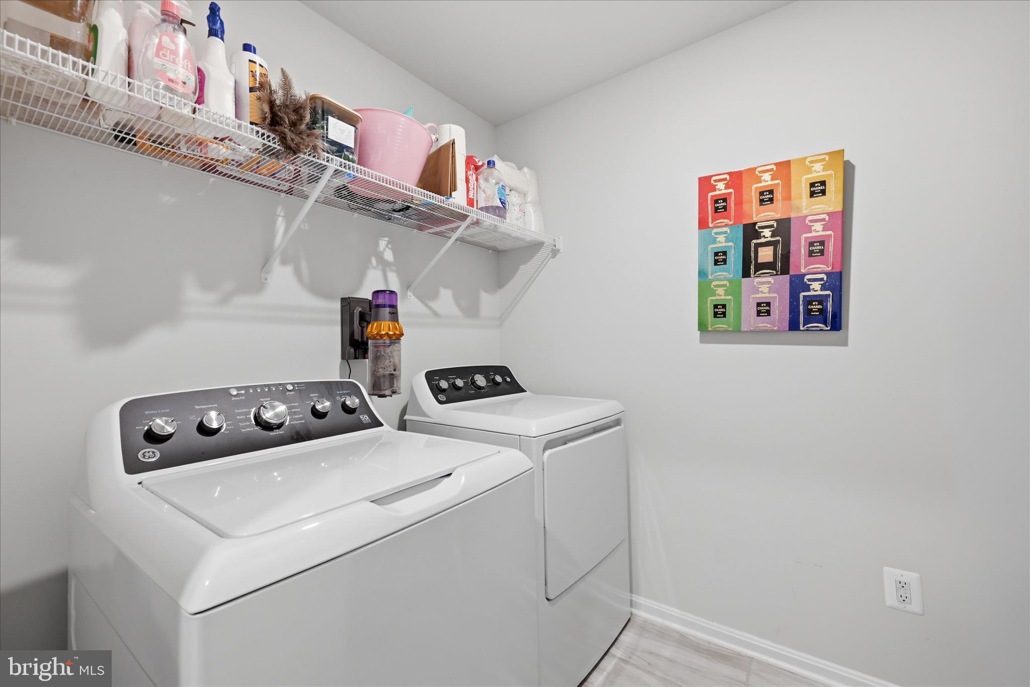 73 Hopkins Street Ranson, WV 25438 - Photo 15 of 32 a utility room with dryer and washer