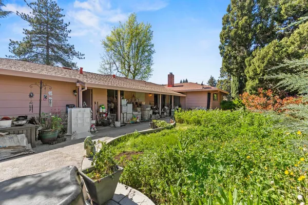 $474,900 | 1581 Valley View Drive, Yuba City, CA 95993