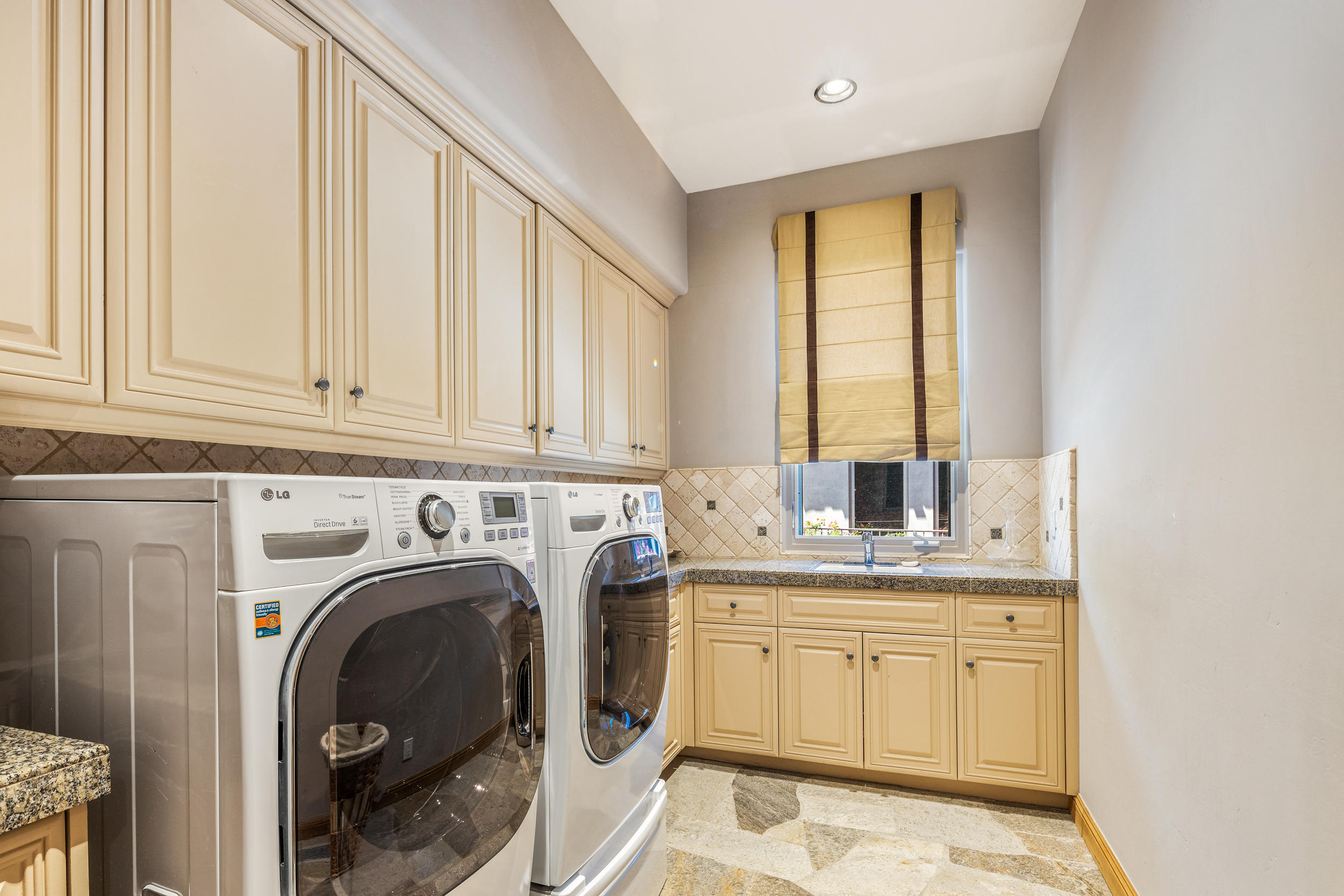 112 Wanish Place Palm Desert, CA 92260 - Photo 36 of 98 068A0120