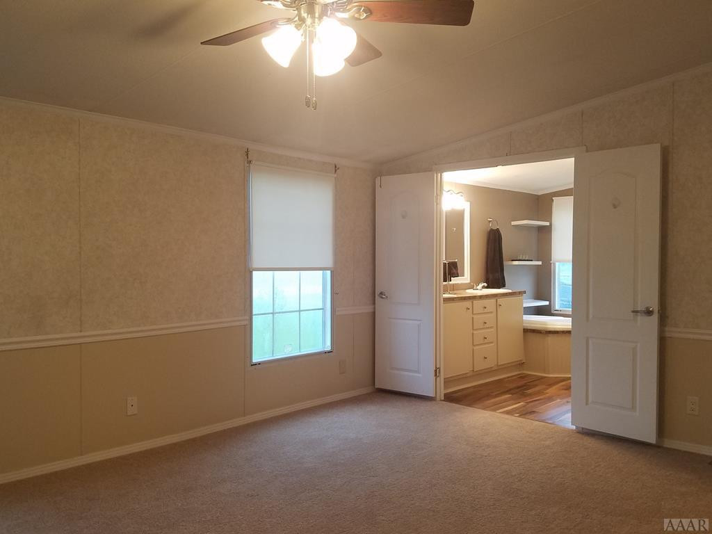 111 Thick Neck Road Edenton, NC 27932 - Photo 17 of 29 Entry to Master Bath